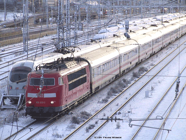 103 233-3 mit EC 66 Maurice Ravel mit freundlicher Genehmigung durch Bildautor Frank Weimer